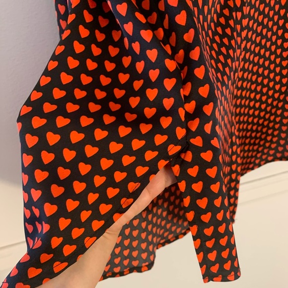 ACOA Collection Heart Pattern Blouse - Picture 5 of 7